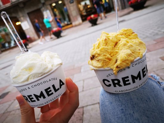 Cremela Helados Y Chocolates